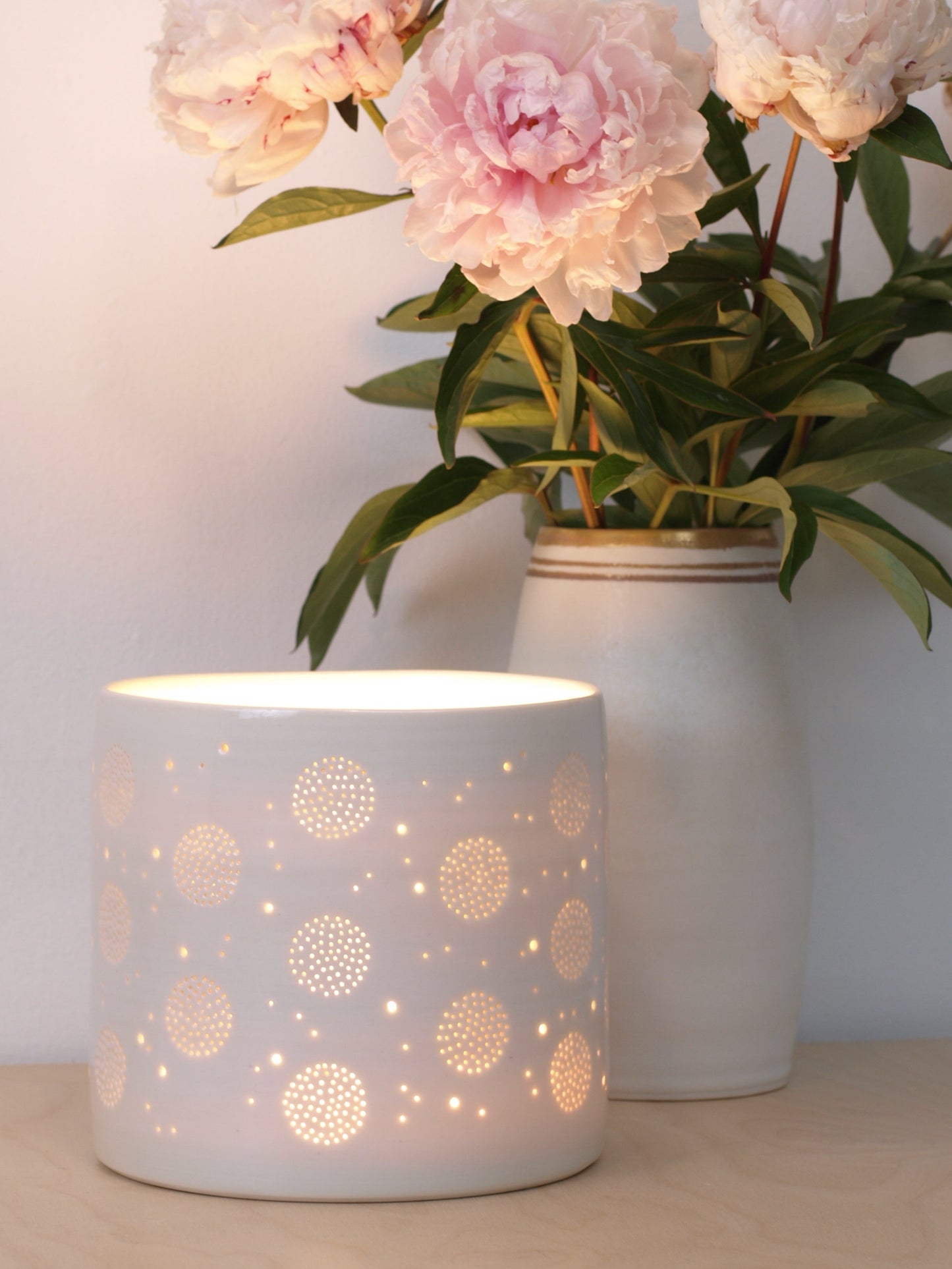 Dandelion porcelain lamp