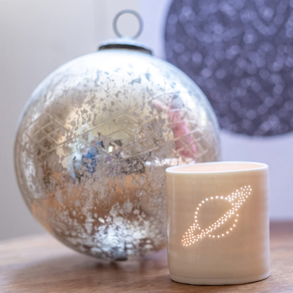 Saturn mini tealight holder