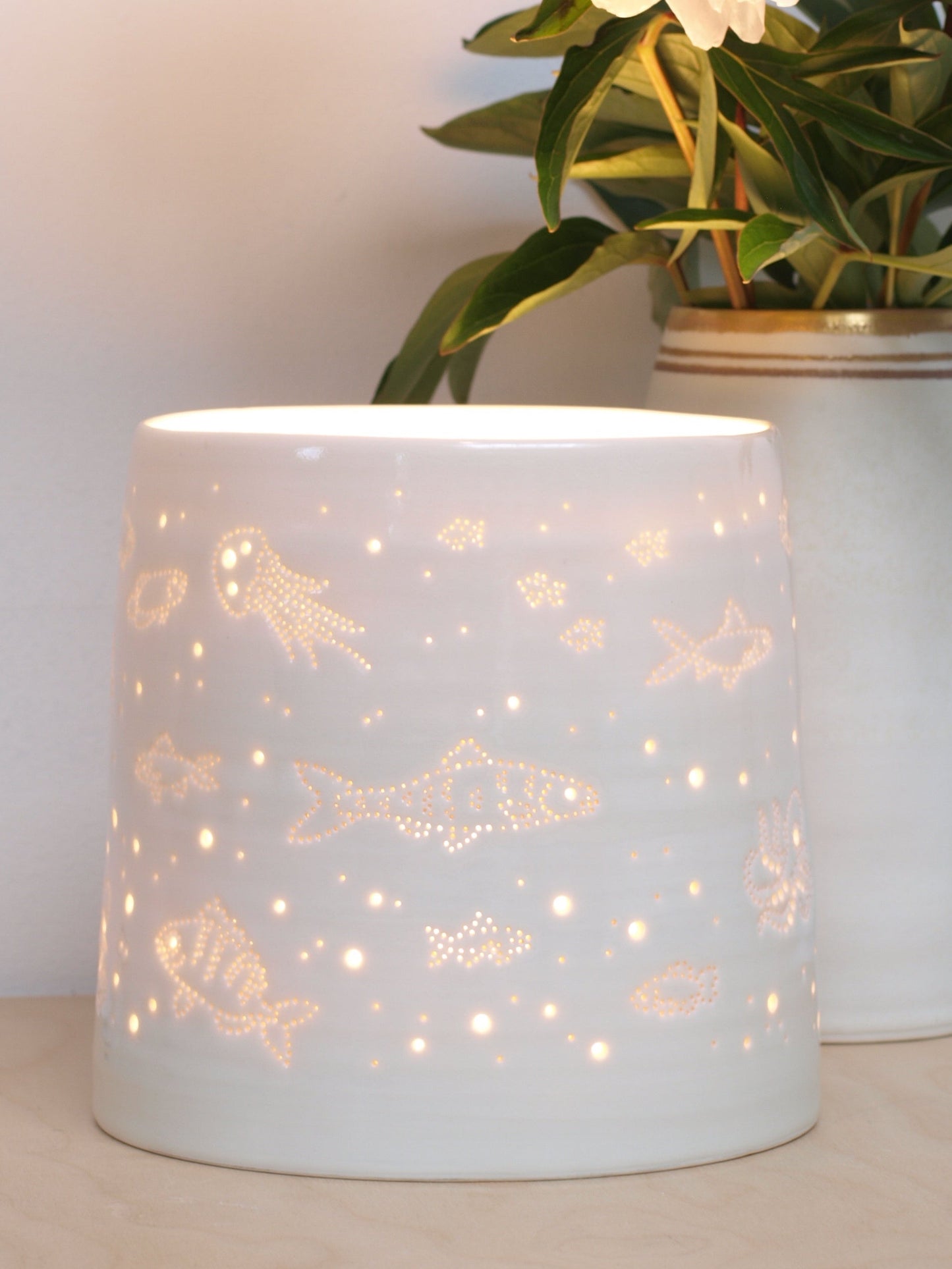 Shoal porcelain lamp