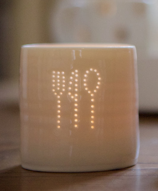 Foodie gift, this ceramic tealight holder has a fork, knife and spoon. Restaurant table decoration. Foodie present. 