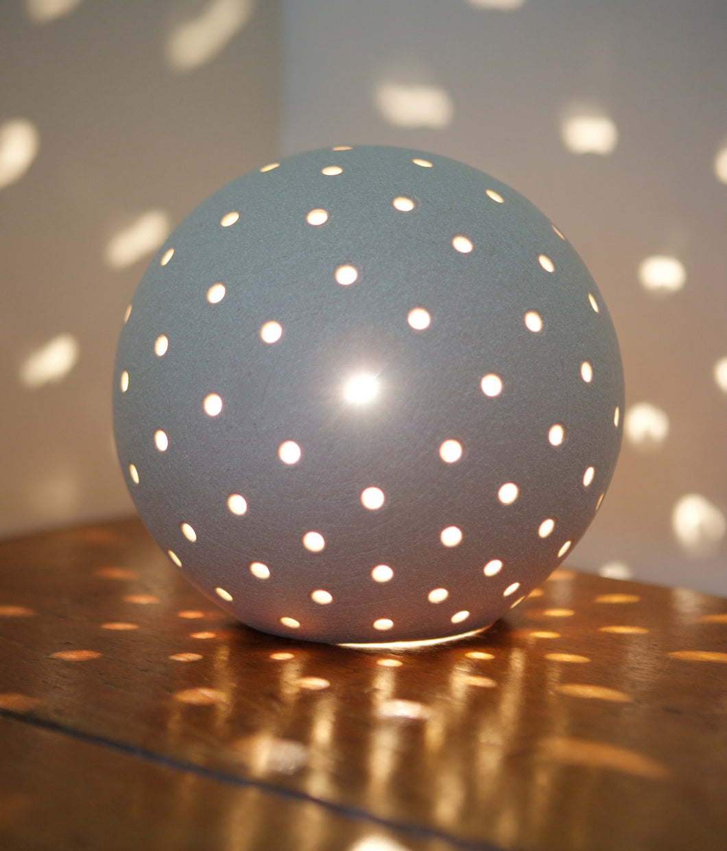 Luna Snowball Light - Small Textured Finish